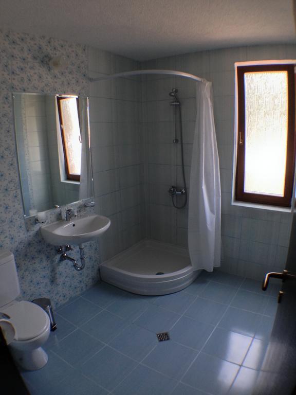 Mala Planina Guest House Iskrets Room photo